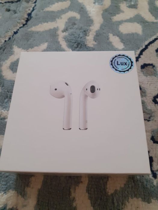 Беспроводной наушник