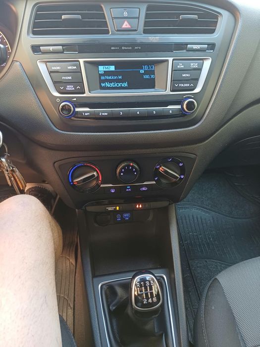 Vând Hyundai i20 diesel