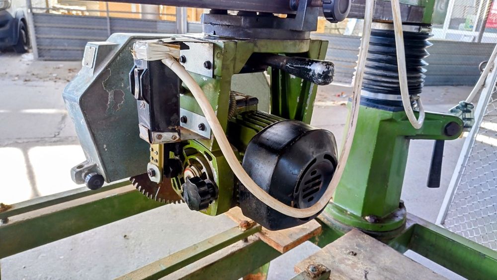 Радиална пендула на 900 мм 3 кв диск 400 мм