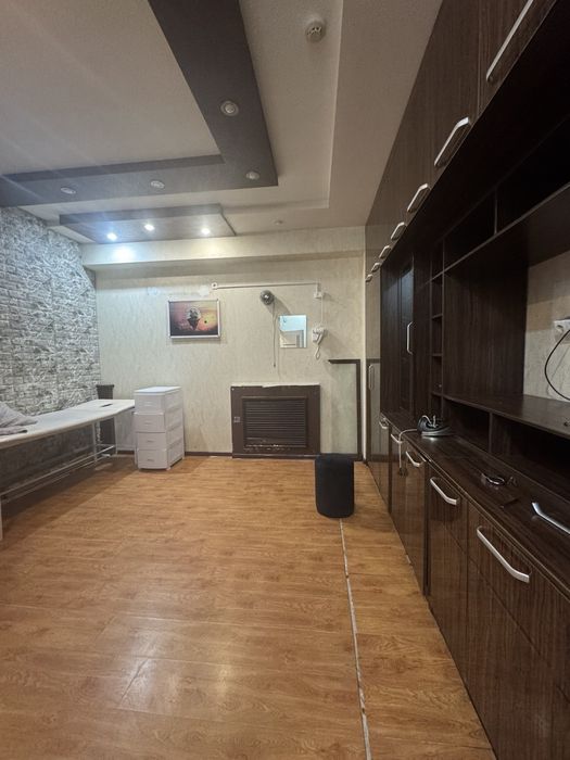 Абай.Ганга.1 линия помещения Под клинику под учебный центр 10 комнат