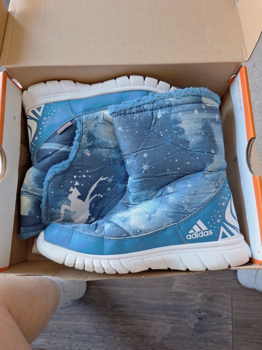 Детски апрески Adidas, Адидас,Елза и Анна