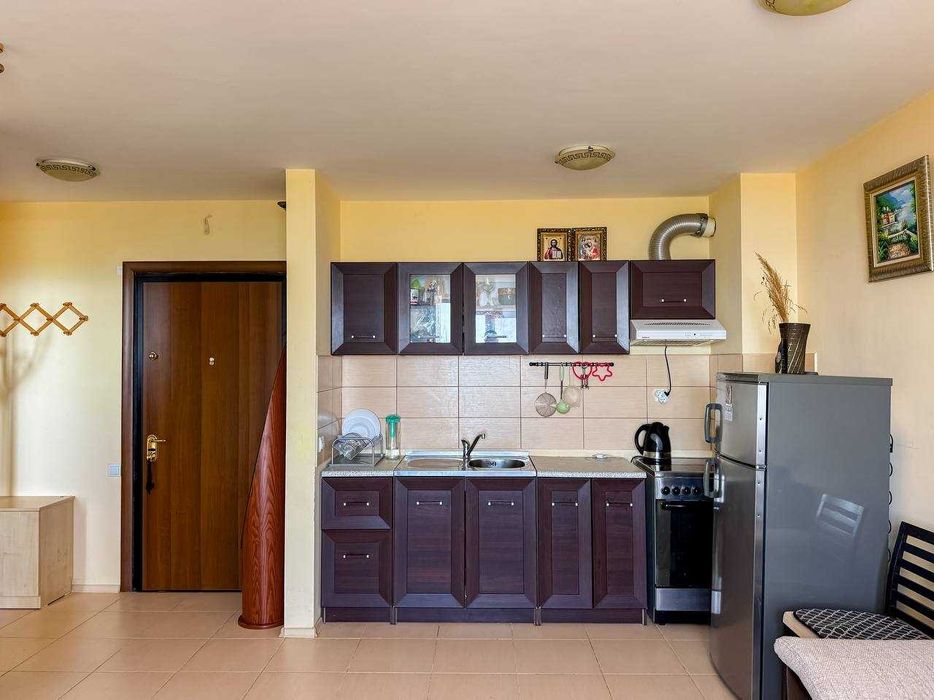 Продава се Двустаен апартамент в Бургас, Сарафово - 60 кв.м за 1267 €/кв.м - Снимка #3