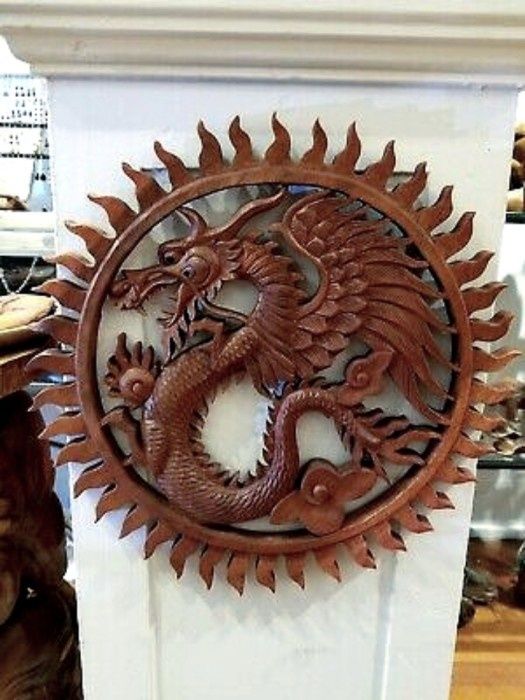 Superbe sculpturi,aplice de perete din lemn sculptate