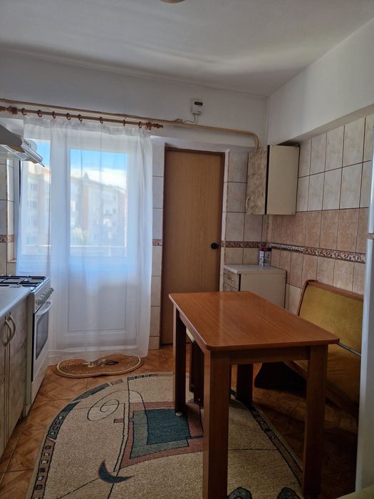 Ofer spre inchiriere ap 2 cam