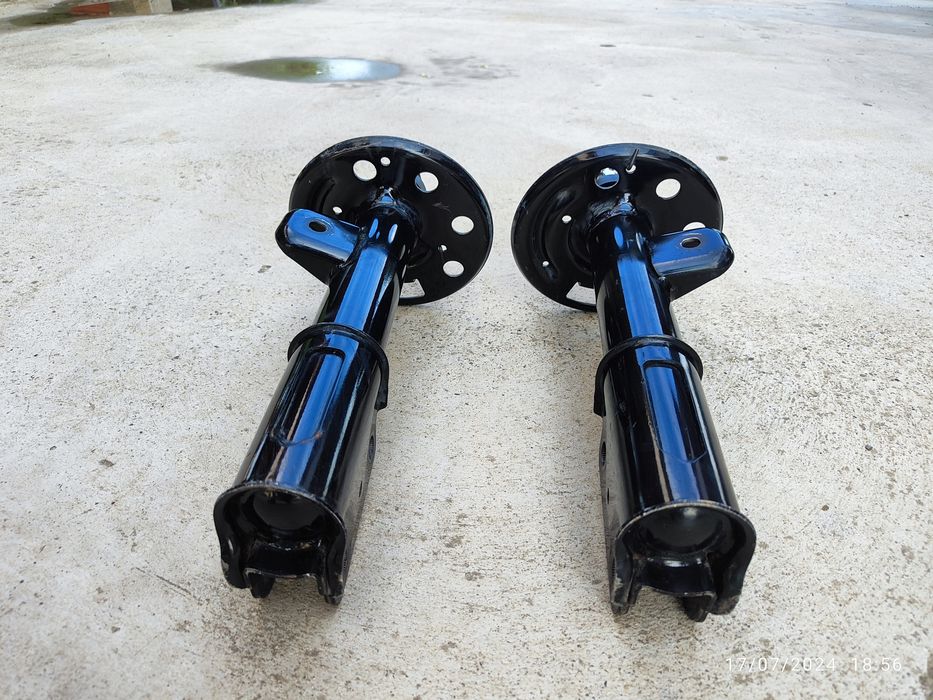 Предни амортисьори Ford explorer 2016