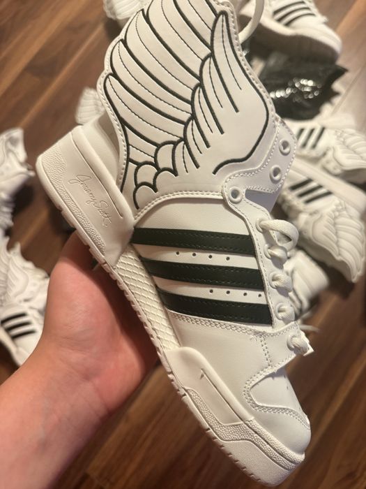 Vand colectia Adidasi Adidas x Jeremy Scott Wings Aripi
