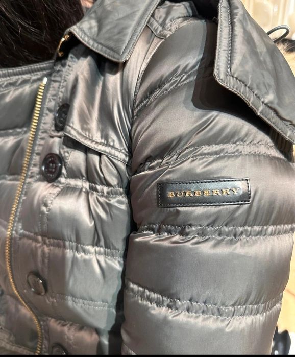 Geaca burberry marimea xs