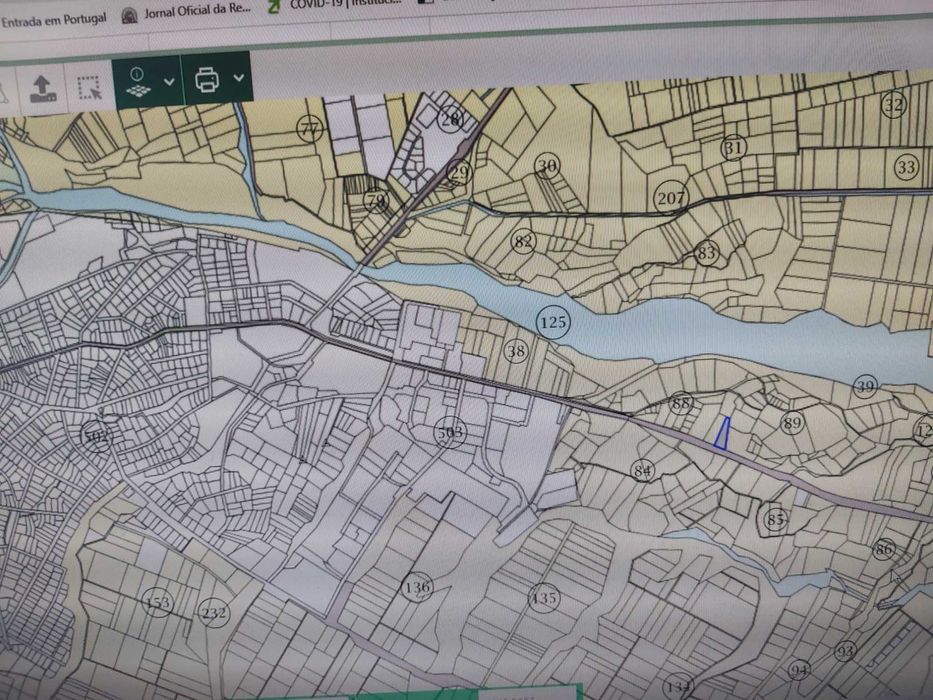 Продава се Земеделски имот в София, Изток -  кв.м за 1875 €/дка - Снимка #5