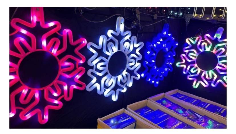 Неон снеговик