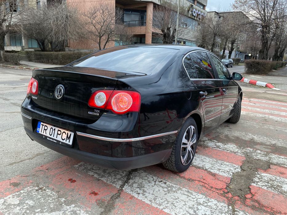 Vând Volkswagen Passat 1.6 TDI Bluemotion
