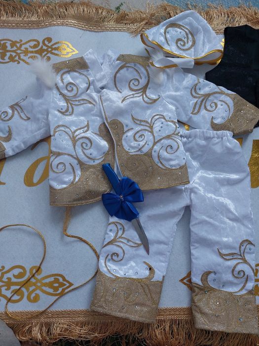 Набор тусаукесер