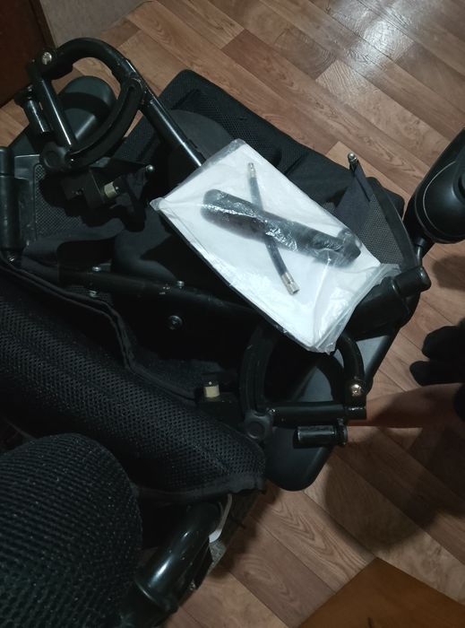 Продам срочно электрическую коляску