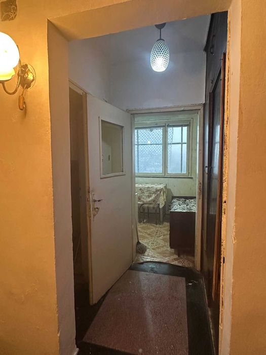 Продава се Двустаен апартамент в Хасково, Училищни - 61 кв.м за 627 €/кв.м - Снимка #2