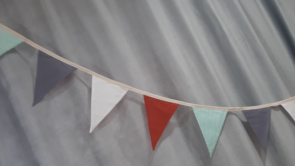 Флажки тканевые.