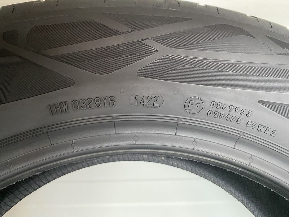 2 бр летни гуми 225/60/17 H/Continental Eco Contact 6/dot1422/6,5мм