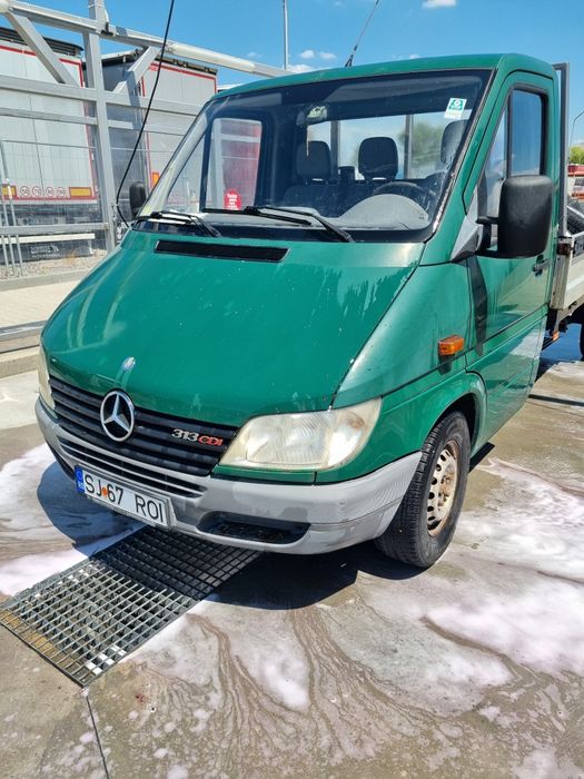 Vând mercedes 3.5 t
