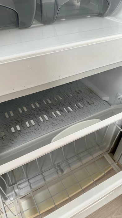 Продается холодильник