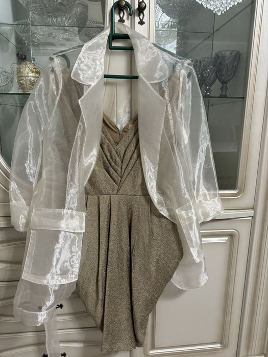 Продам вечернее платье с накидкой