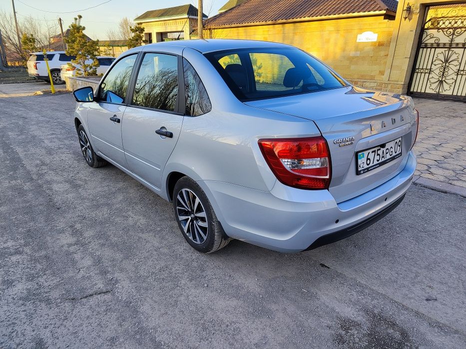 Продам Лада Гранта FL