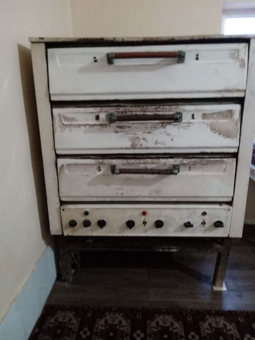 Шкаф для выпечки хлеба , тестомес