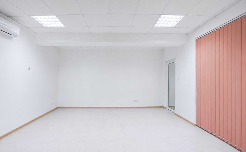 Spațiu Comercial 300 mp   Demisol   Str. Coșbuc 116-118