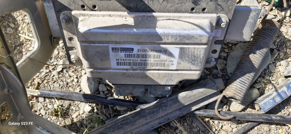 Продам запчасти на приору