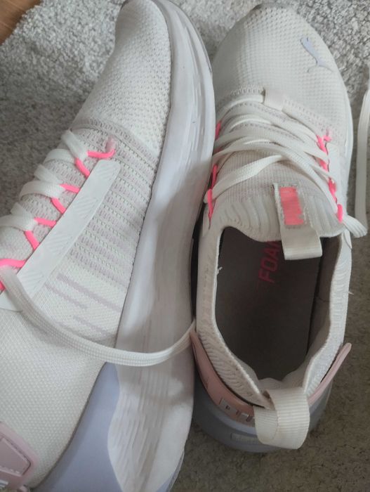 Маратонки.   PUMA