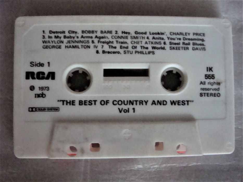 Лот 10 оригинални аудио касети с кънтри музика от 70-те на ХХ век