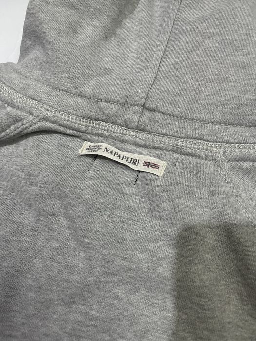 Napapijri оригинален мъжки суичър, M размер