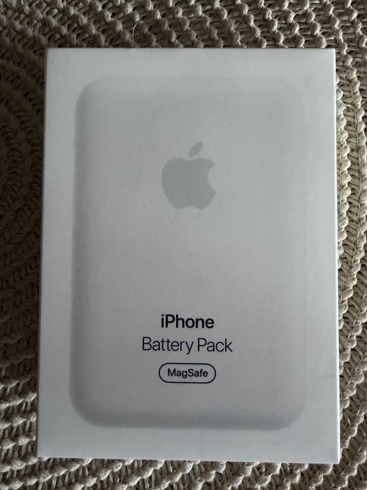 Apple MagSafe Battery Pack (модел A2384, MJWY3ZM/A)