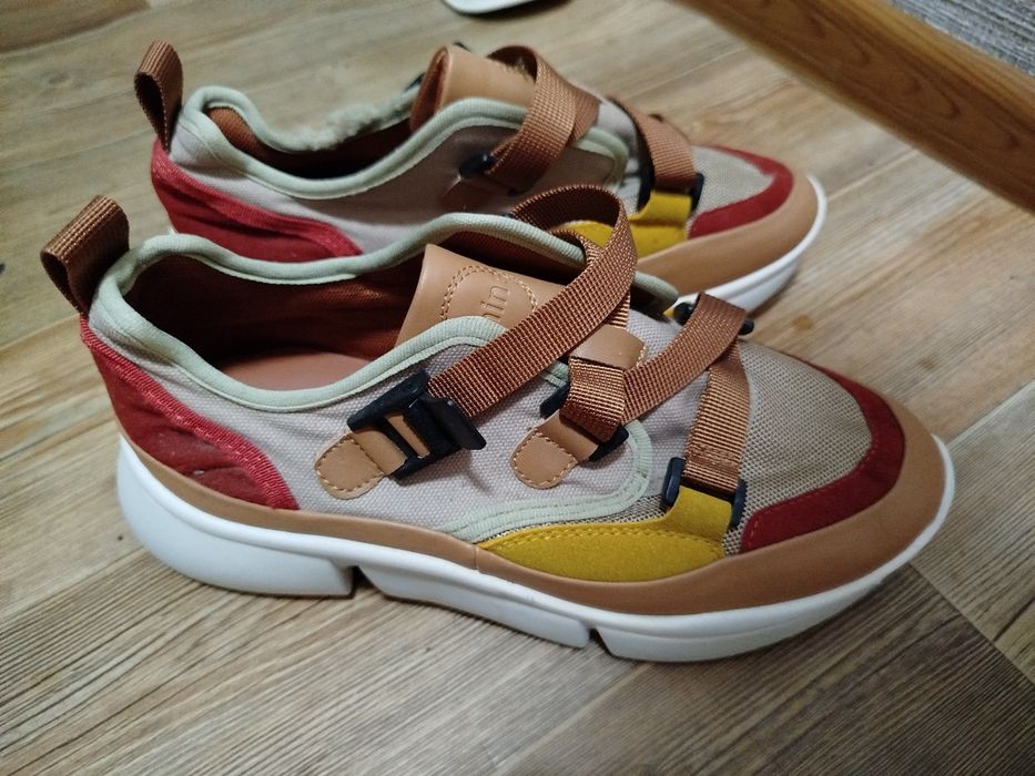 Новый красовка р 39 все за банана детям.