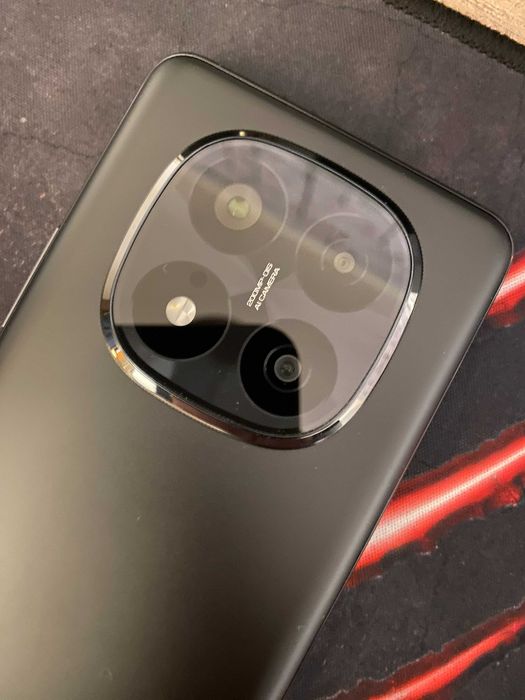 Продавам Xiaomi Redmi Note 14 Pro+ 5G 8/256GB нов + гаранция + подарък