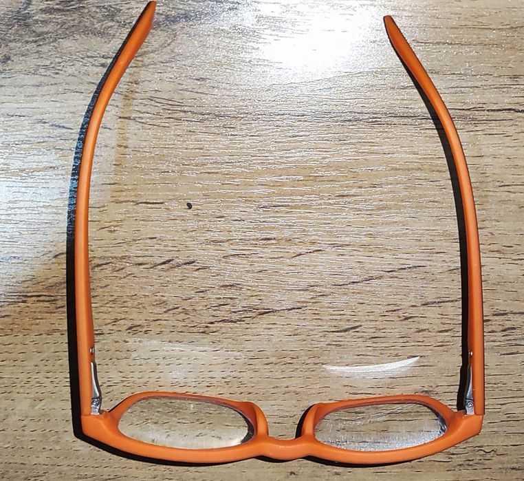 Очки фирменные детские для зрения. Футляр.