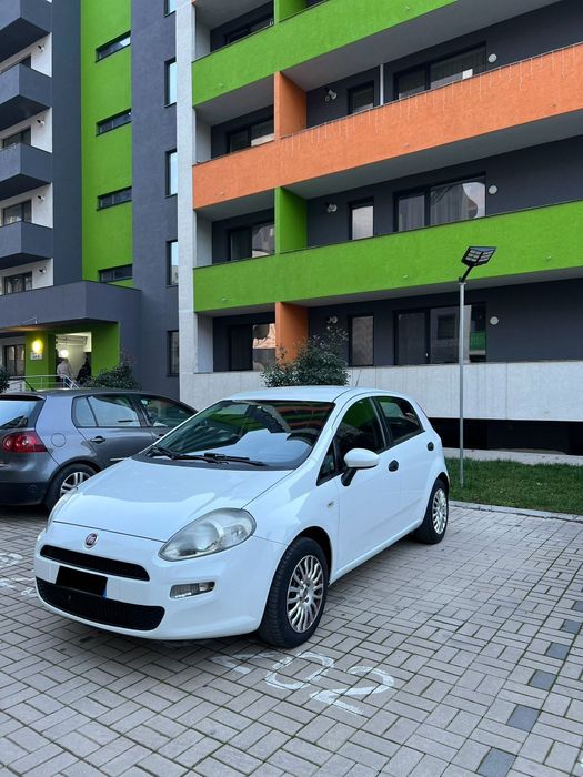 Fiat Punto 2015 Euro 6/1.4 Benzina&Gpl/Recent Intrata In Ro/2700 EURO