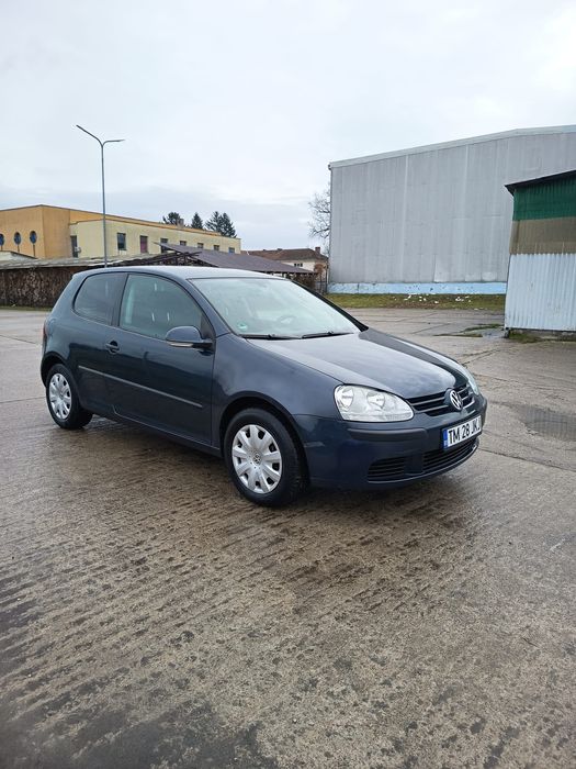 Vând Golf 5, 1.4 benzină