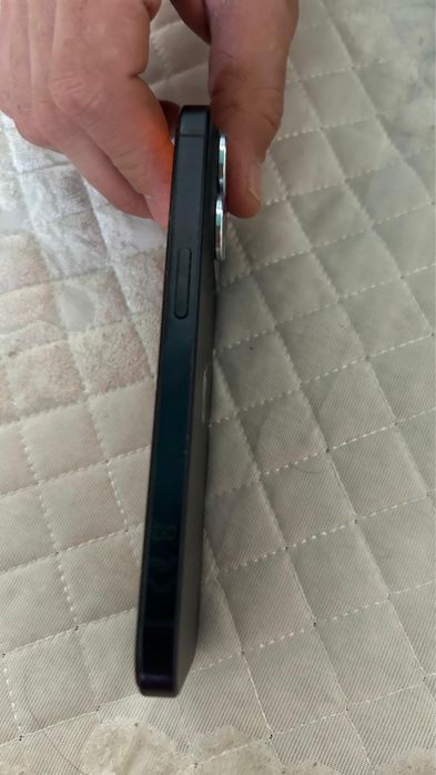 Iphone 15 pro с гарантией