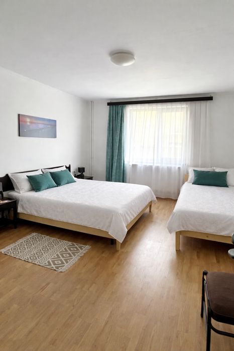 Vila Macris -|Cazare Eforie Nord 2026 | Camere duble/triple | Parcare + Grătar |