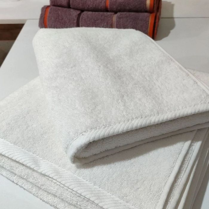 Полотенца для гостиниц. Мехмонхоналар учун Сочиклар. тройка 140 000