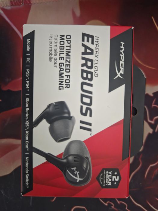 Продам наушники hyper x