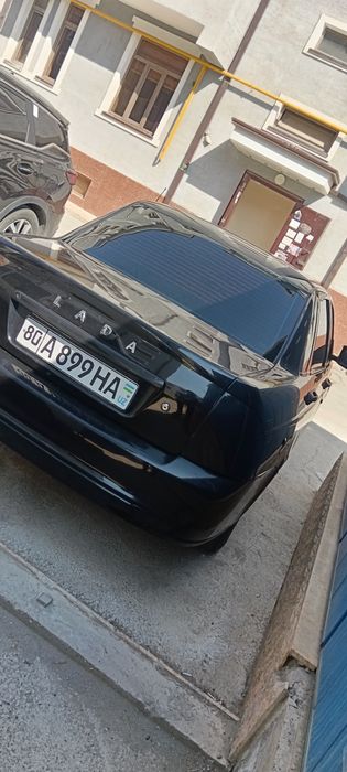 Лада приора 2011