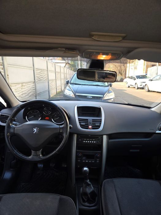 Vind peugeot 207 disel 2008