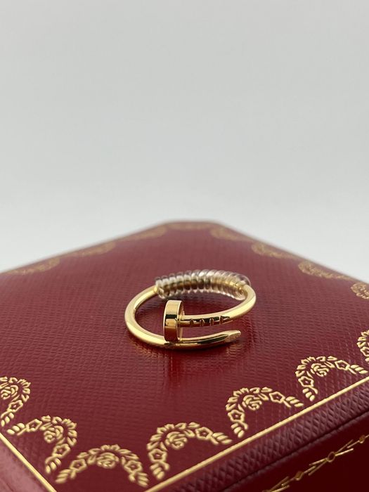 Продам оригинальное кольцо Cartier