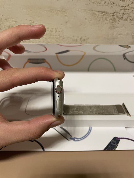 Apple watch series 7 GPS+Cellular Starlight Aluminium Case 41mm