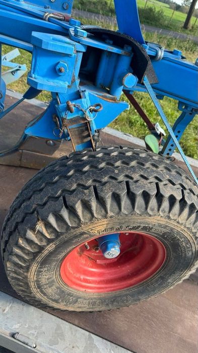 Lemken EurOpal 6 . Belarus, Case, John Deere, Claas Arion tortadi