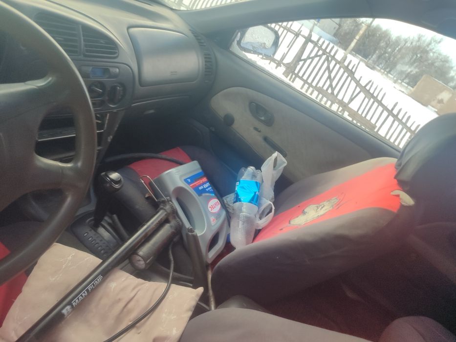 Митсубиси мираж.седан.2001год