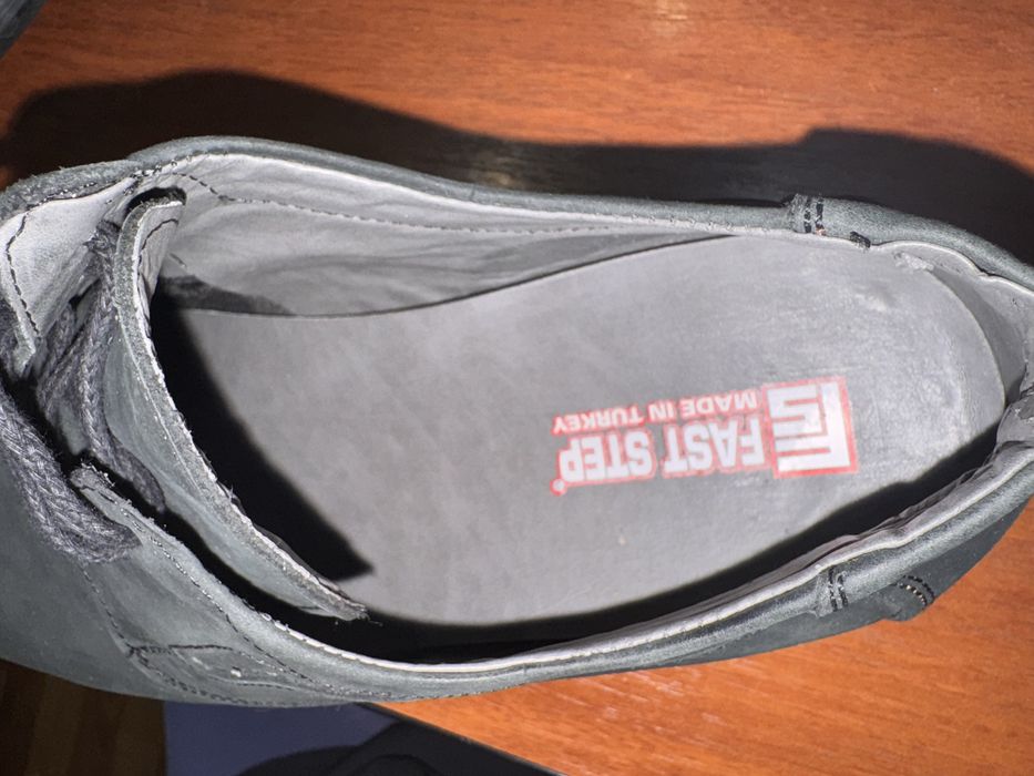 Продам туфли замшевые