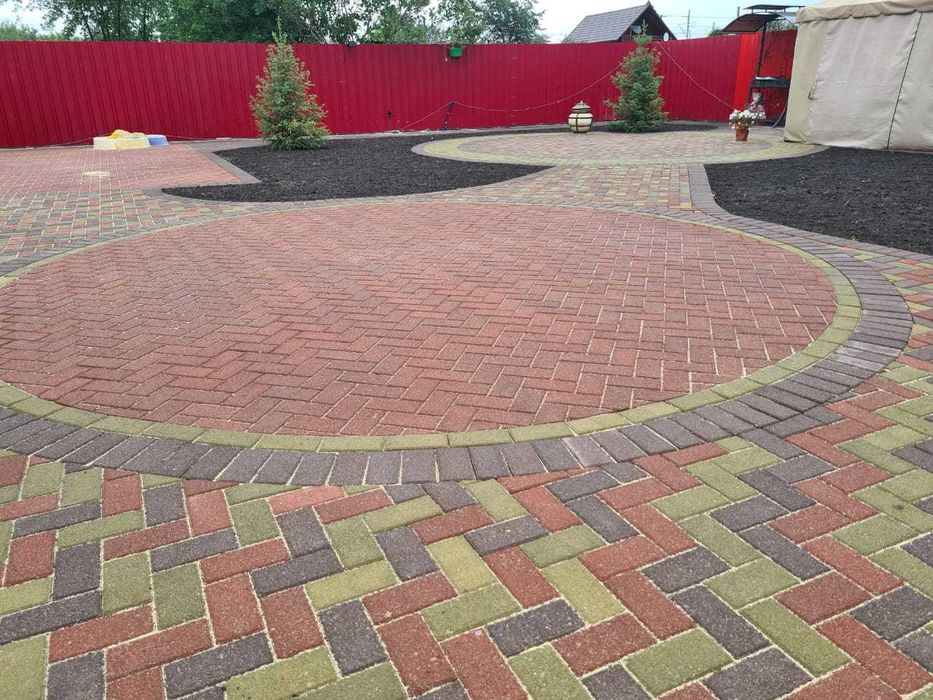 Брусчатка , бордюр, водостоки