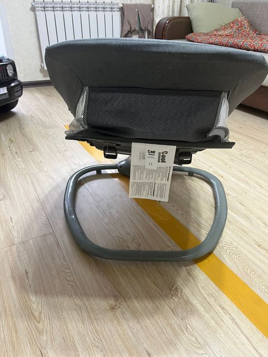 Шезлонг для новорожденных