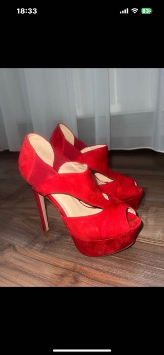 Botine / sandale cu toc și platformă