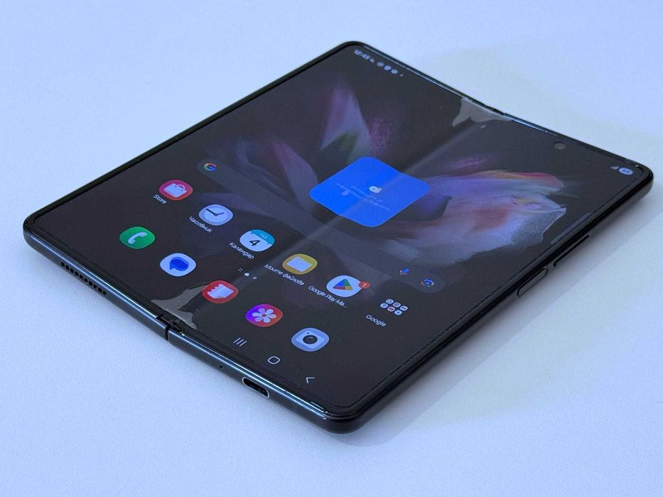 Бартер! Samsung Galazy Z Fold 3 512/12GB Phantom Black (Черен)
